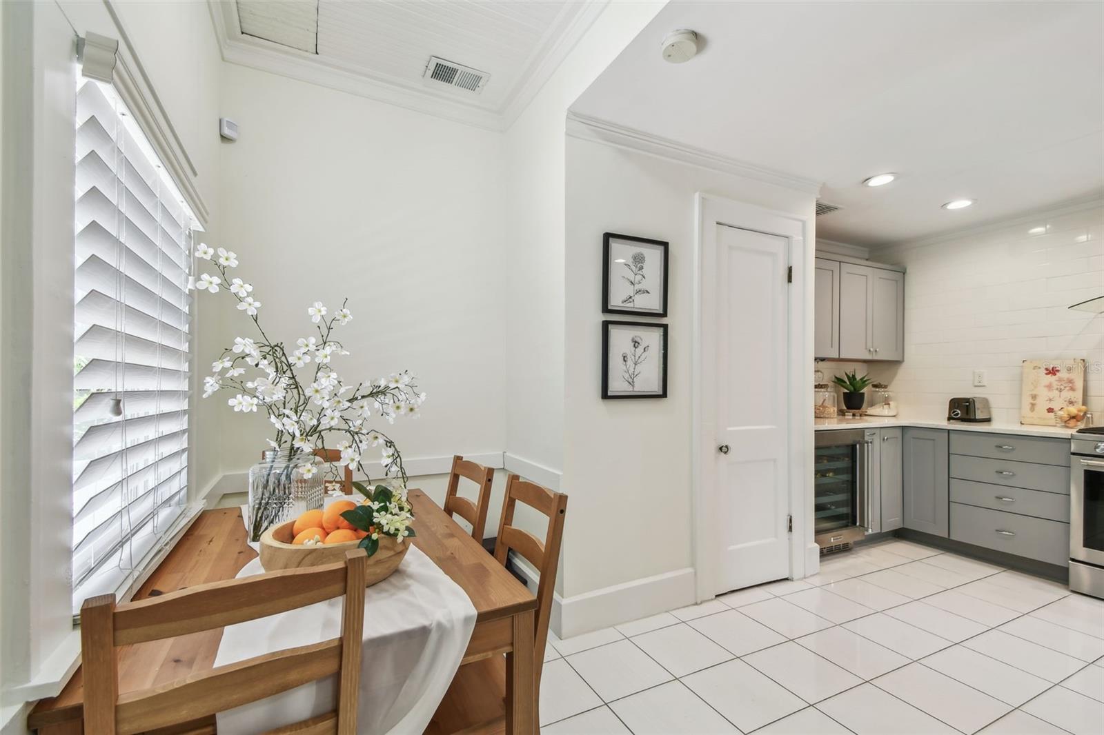 Image 48 of 66 For 848 9th Avenue S