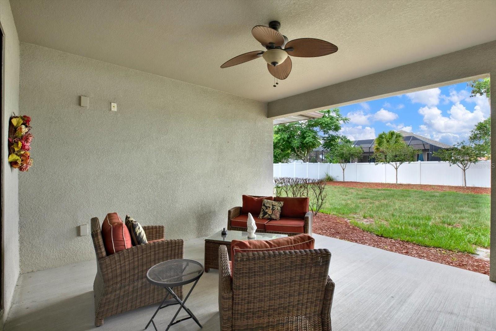 Listing photo id 37 for 679 Challice Drive