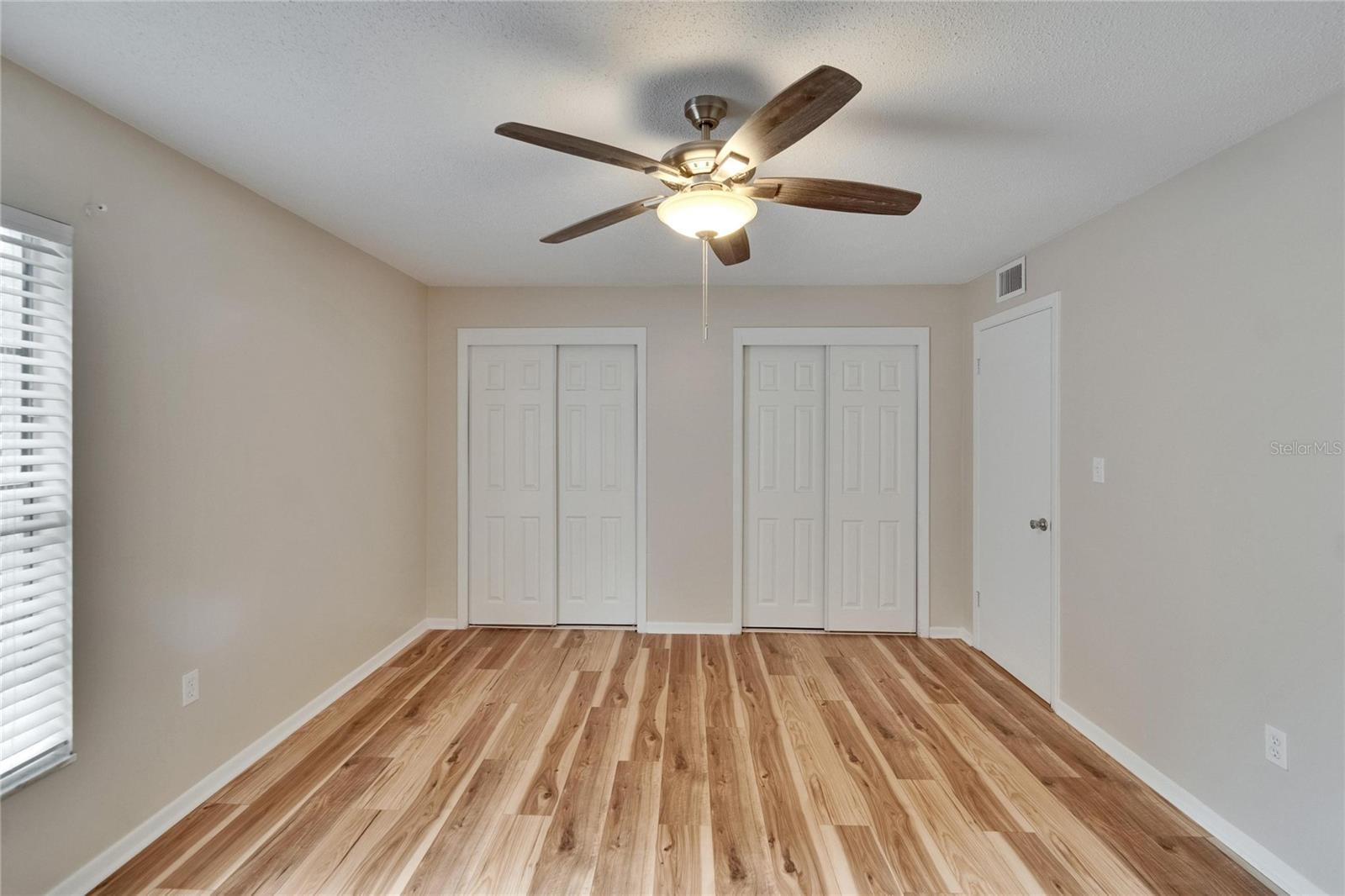 Image 21 of 51 For 125 Picardy Villa Circle 100