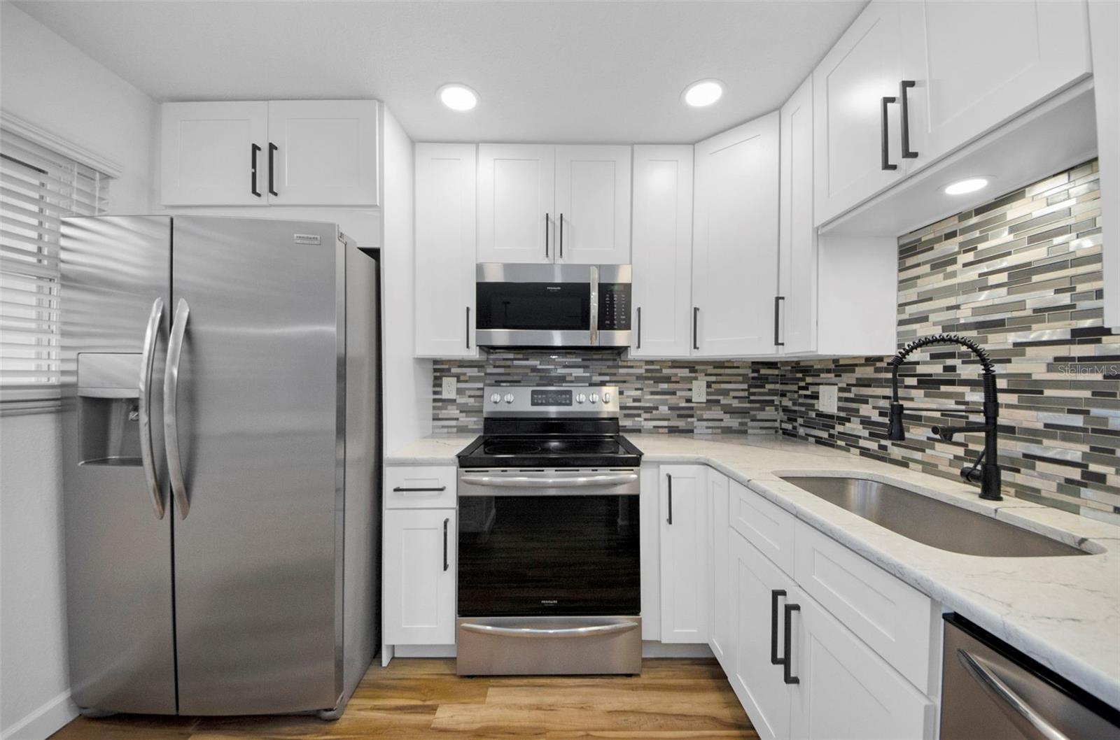 Image 11 of 42 For 2700 Bayshore Boulevard 5307