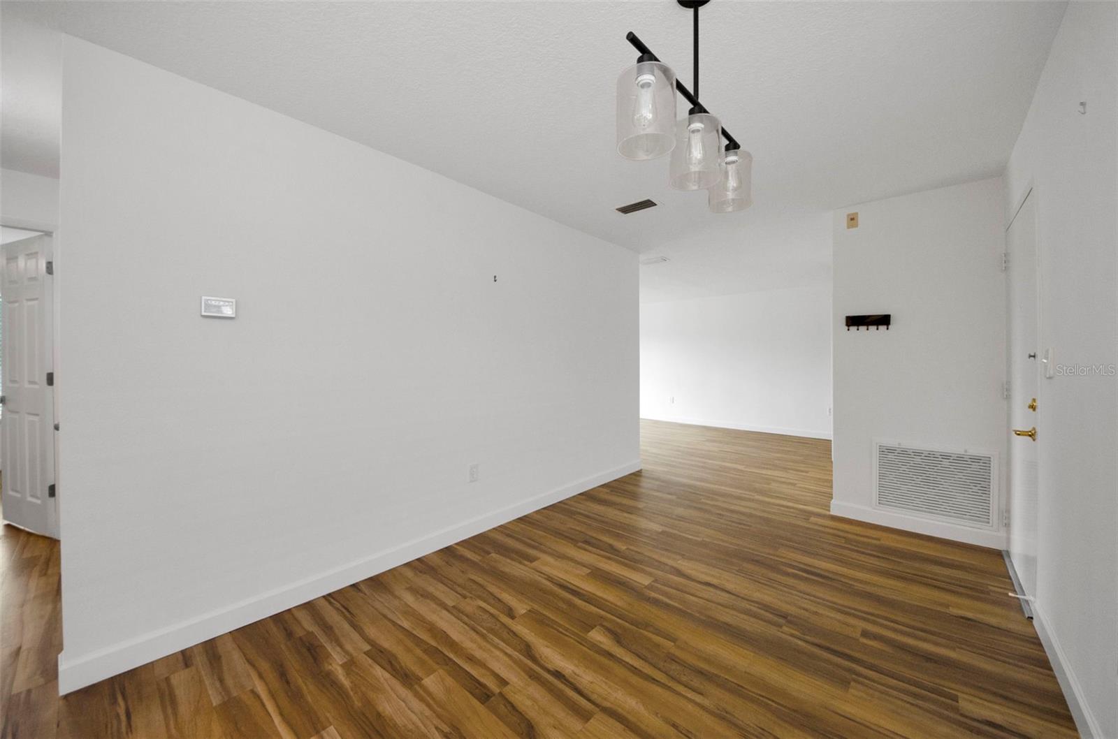 Image 15 of 42 For 2700 Bayshore Boulevard 5307