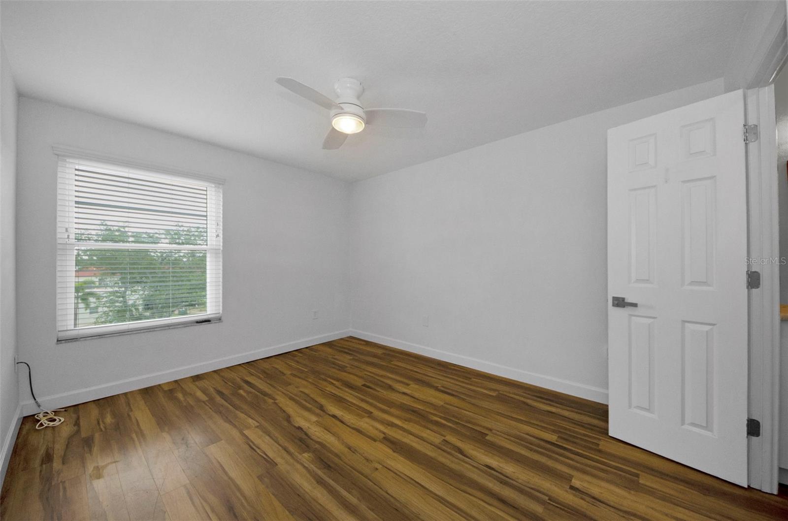 Image 18 of 42 For 2700 Bayshore Boulevard 5307