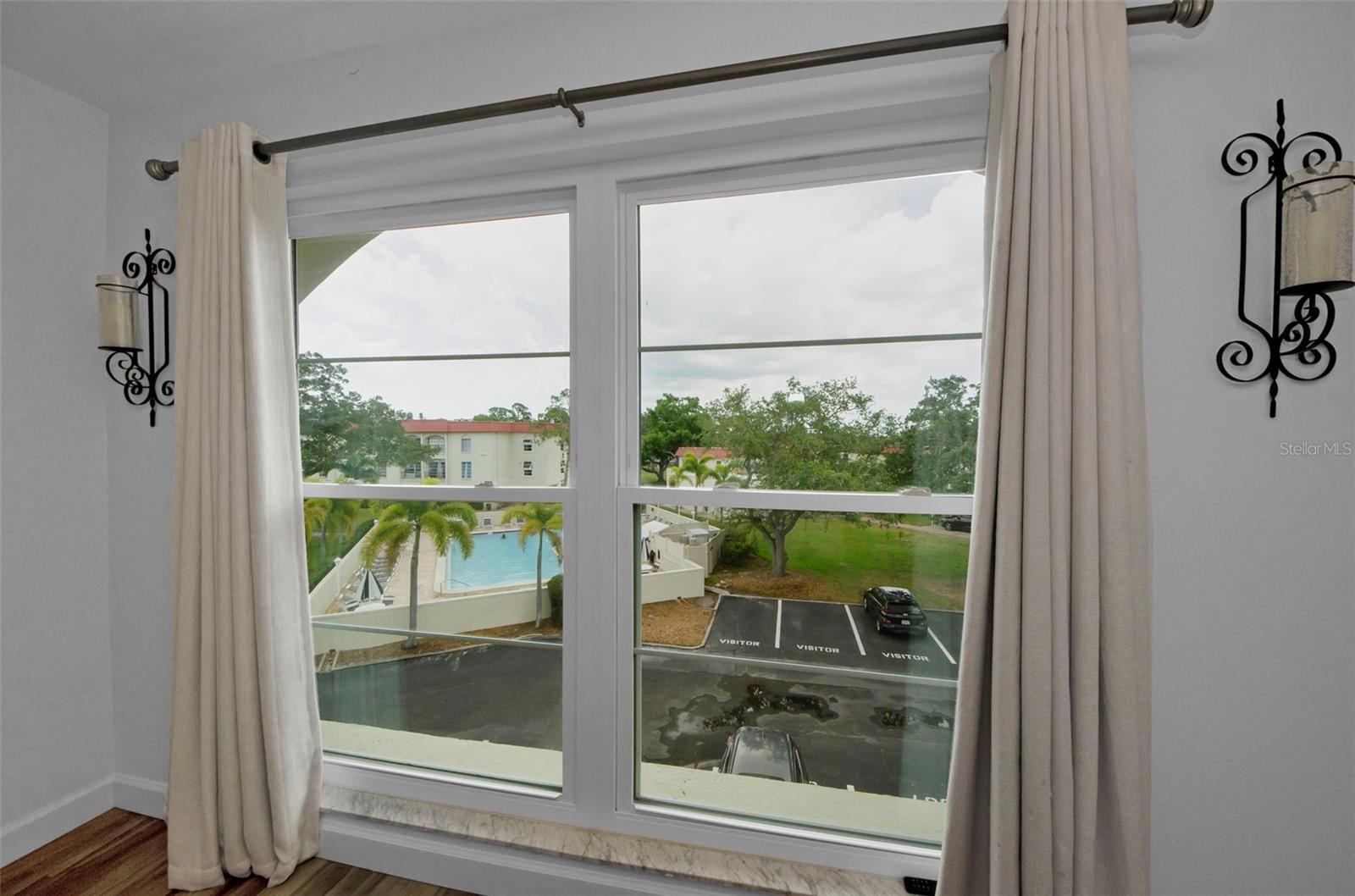 Image 6 of 42 For 2700 Bayshore Boulevard 5307