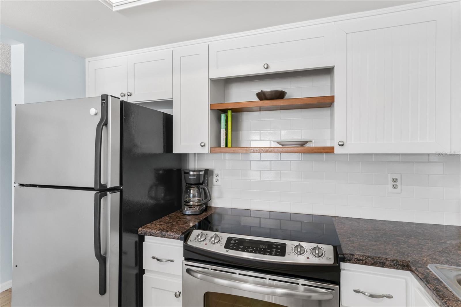 Image 15 of 49 For 17334 Gulf Boulevard 203