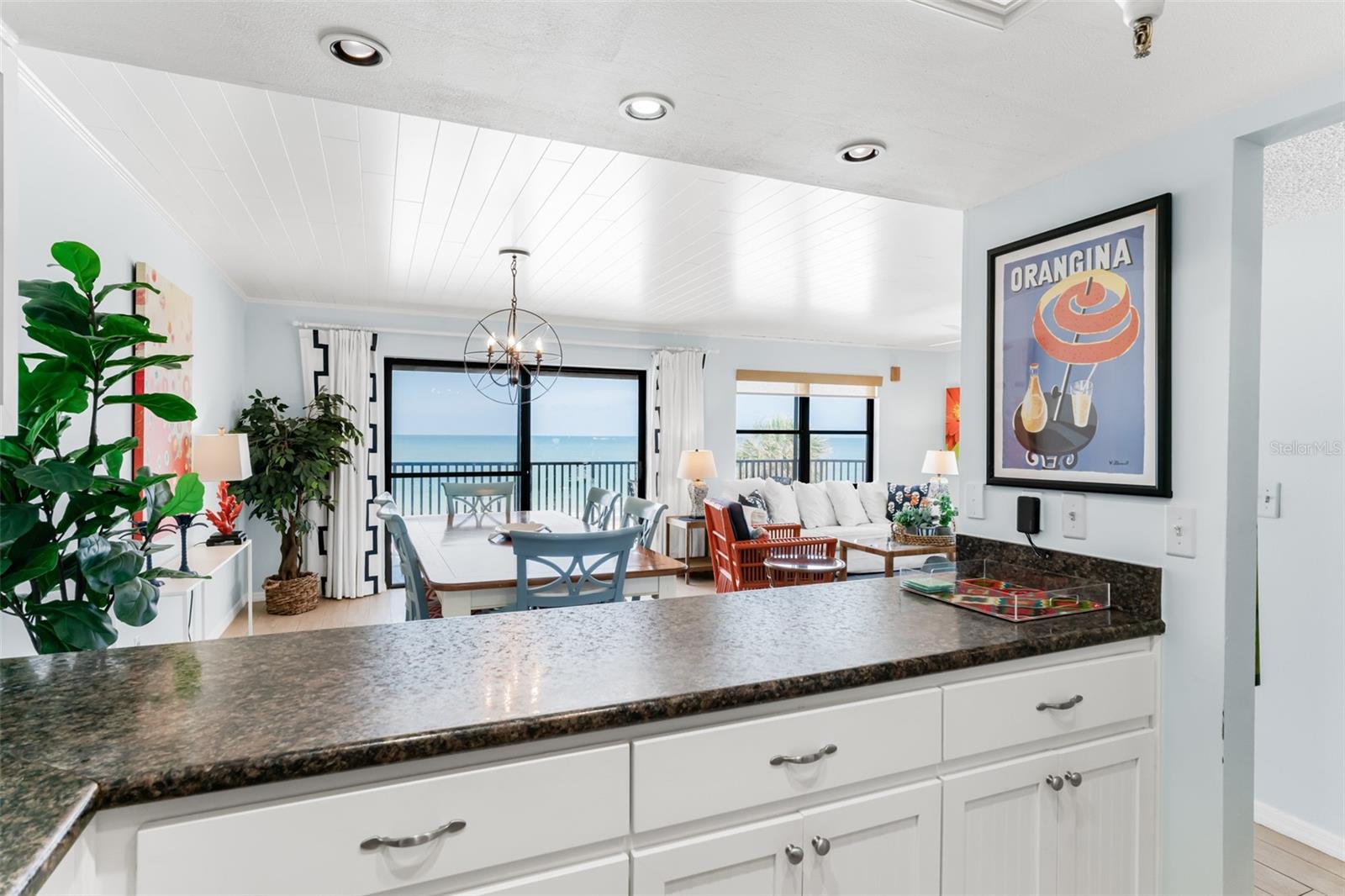 Image 16 of 49 For 17334 Gulf Boulevard 203