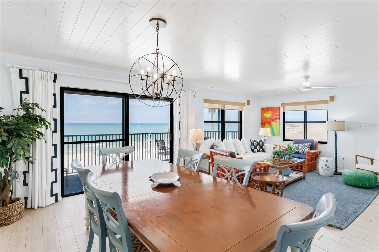 Image 2 of 49 For 17334 Gulf Boulevard 203