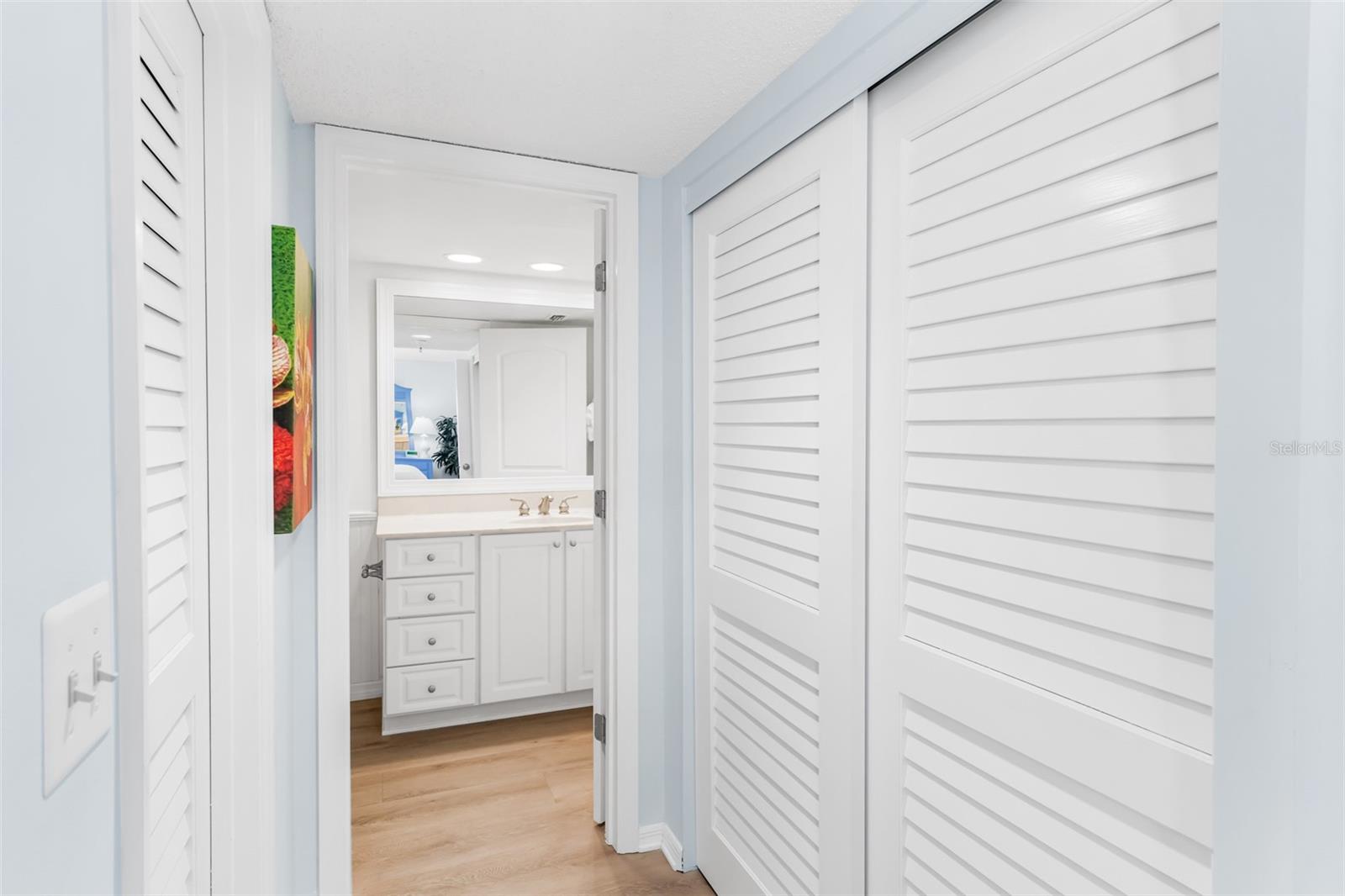 Image 21 of 49 For 17334 Gulf Boulevard 203