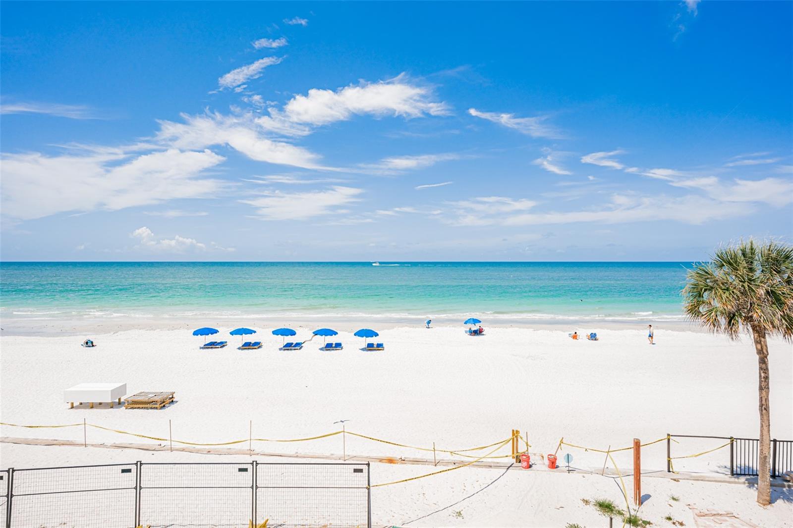 Image 37 of 49 For 17334 Gulf Boulevard 203