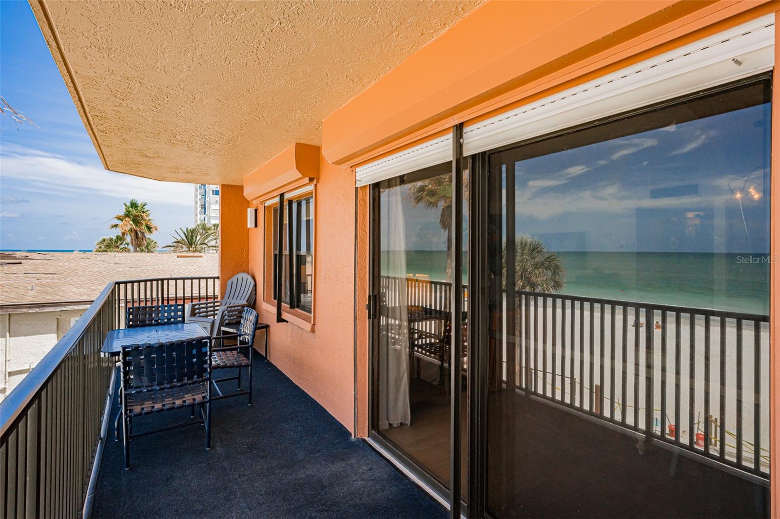 Image 5 of 49 For 17334 Gulf Boulevard 203