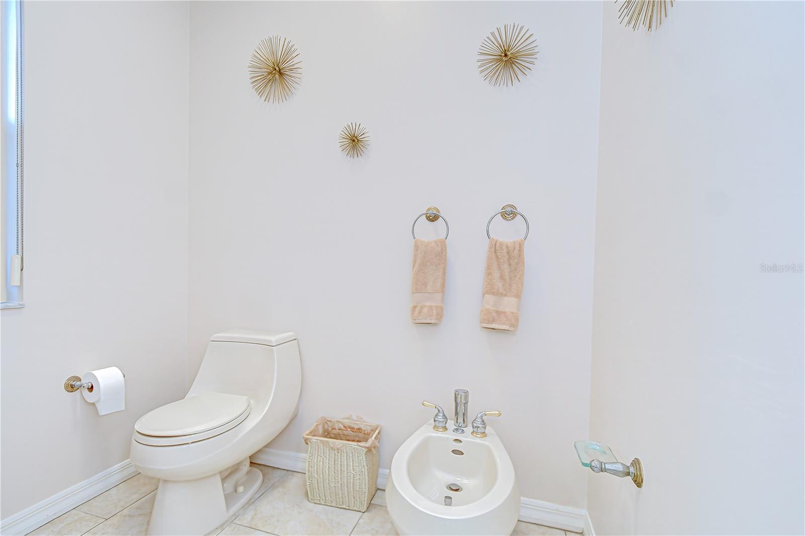 Image 33 of 70 For 4304 Place Le Manes