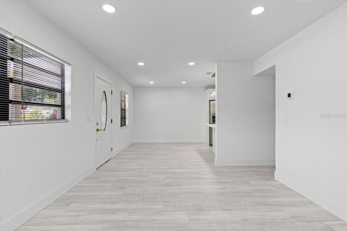 Image 10 of 44 For 8009 Somerset Lane