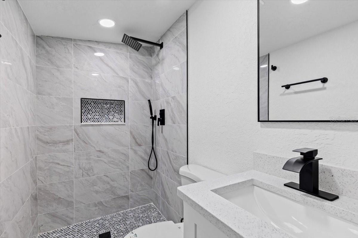 Image 23 of 44 For 8009 Somerset Lane