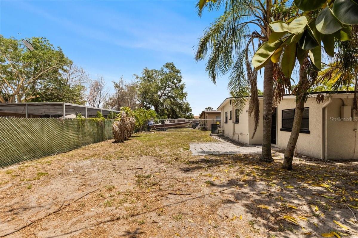 Image 30 of 44 For 8009 Somerset Lane