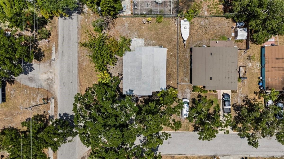 Image 34 of 44 For 8009 Somerset Lane