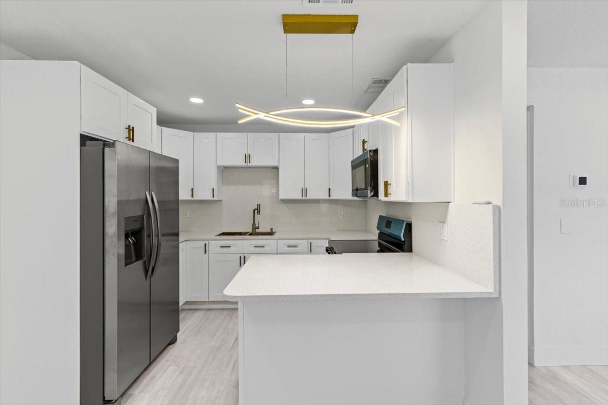 Image 6 of 44 For 8009 Somerset Lane