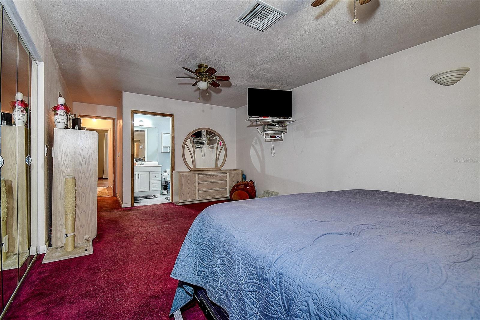 Image 16 of 37 For 6460 101st Avenue N