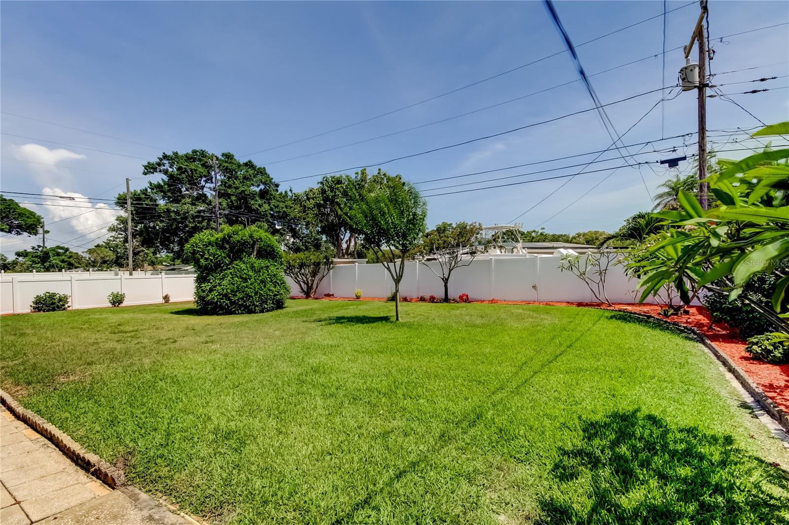 Image 10 of 29 For 4300 31st Avenue N