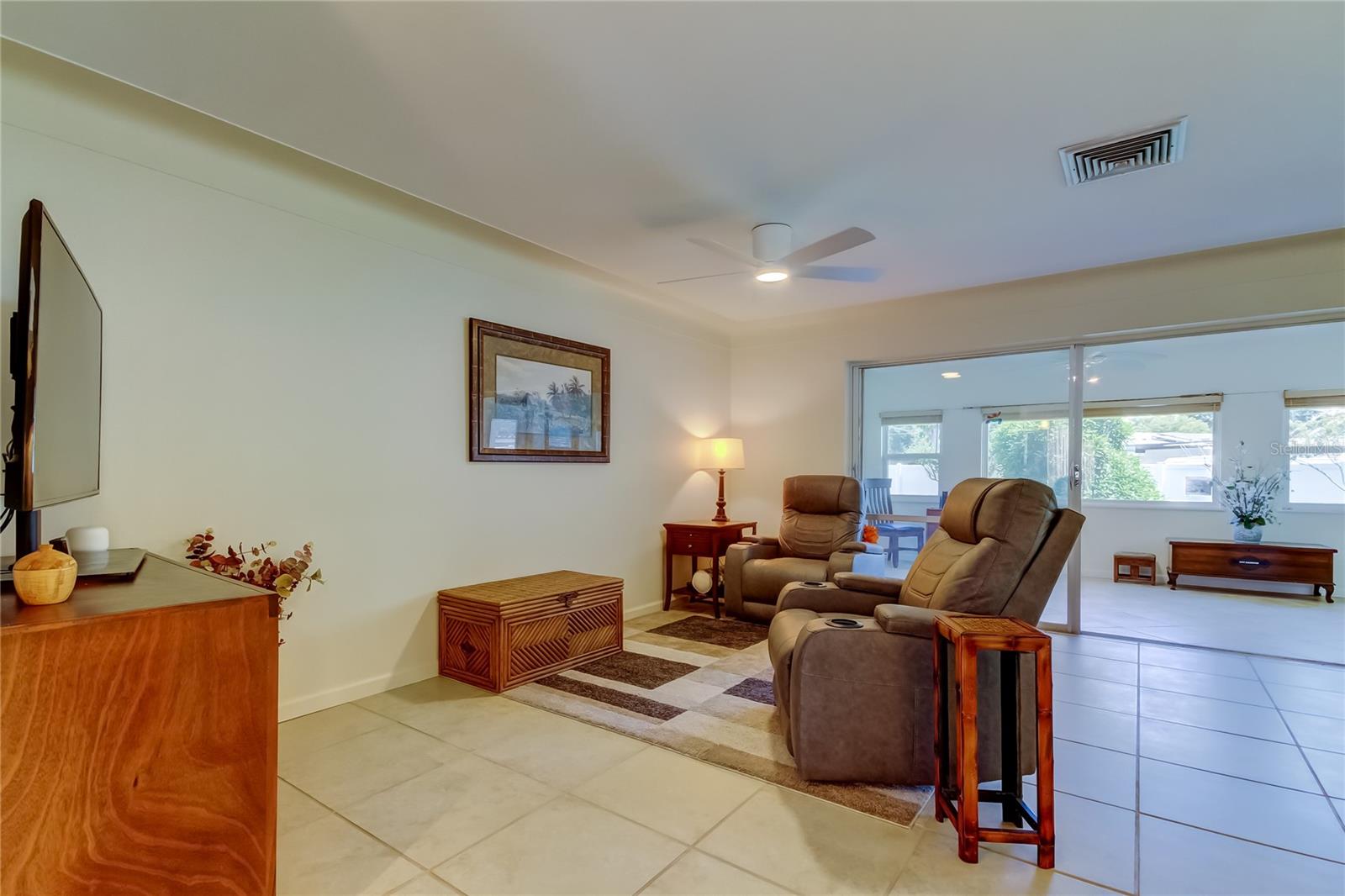 Image 15 of 29 For 4300 31st Avenue N