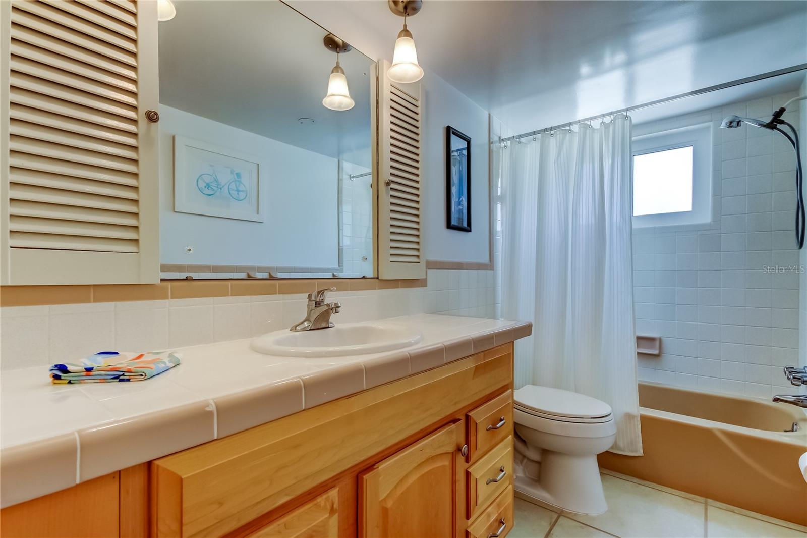 Image 22 of 29 For 4300 31st Avenue N