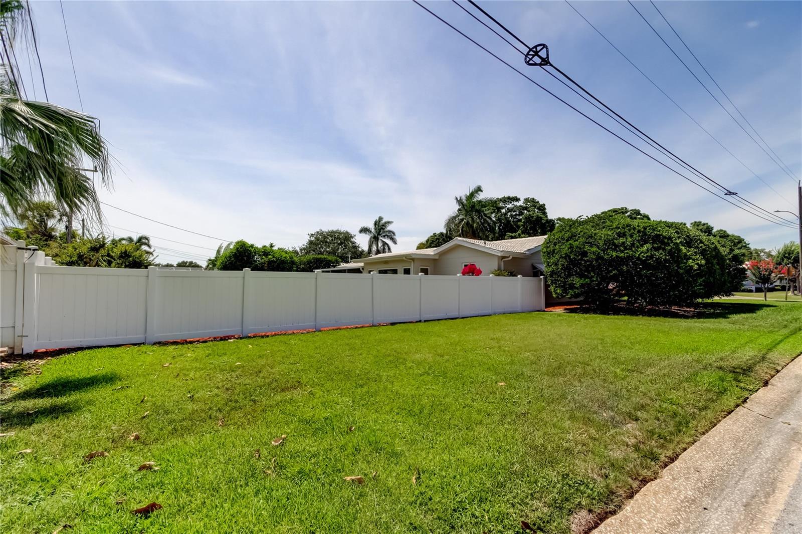 Image 27 of 29 For 4300 31st Avenue N