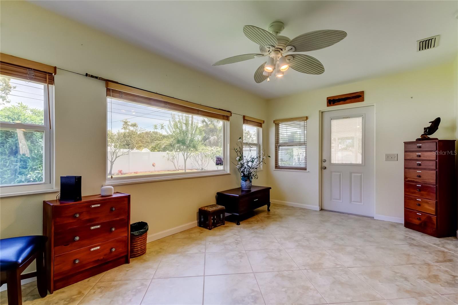 Image 6 of 29 For 4300 31st Avenue N