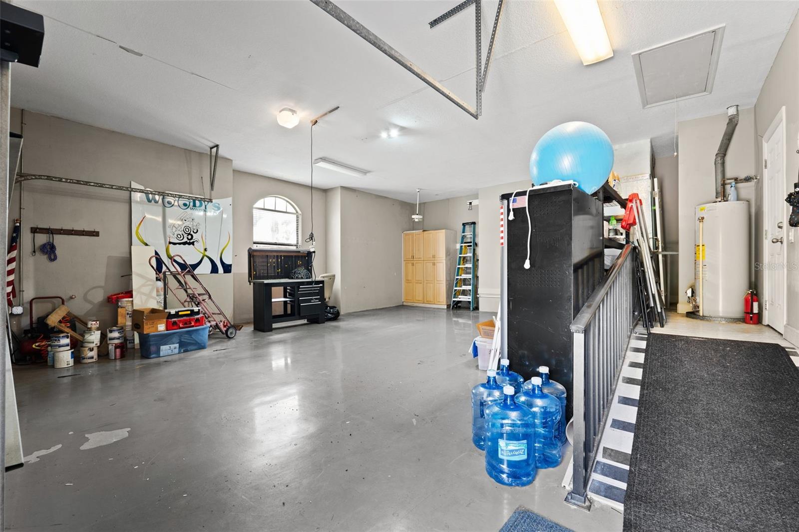 Listing photo id 40 for 5904 Pelican Bay Plaza S