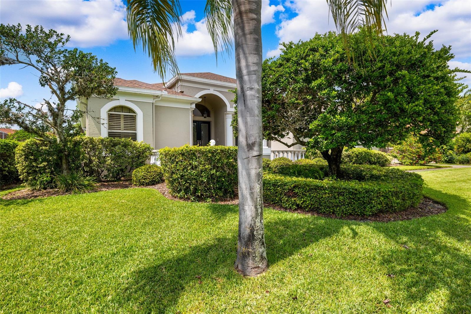 Listing photo id 47 for 5904 Pelican Bay Plaza S