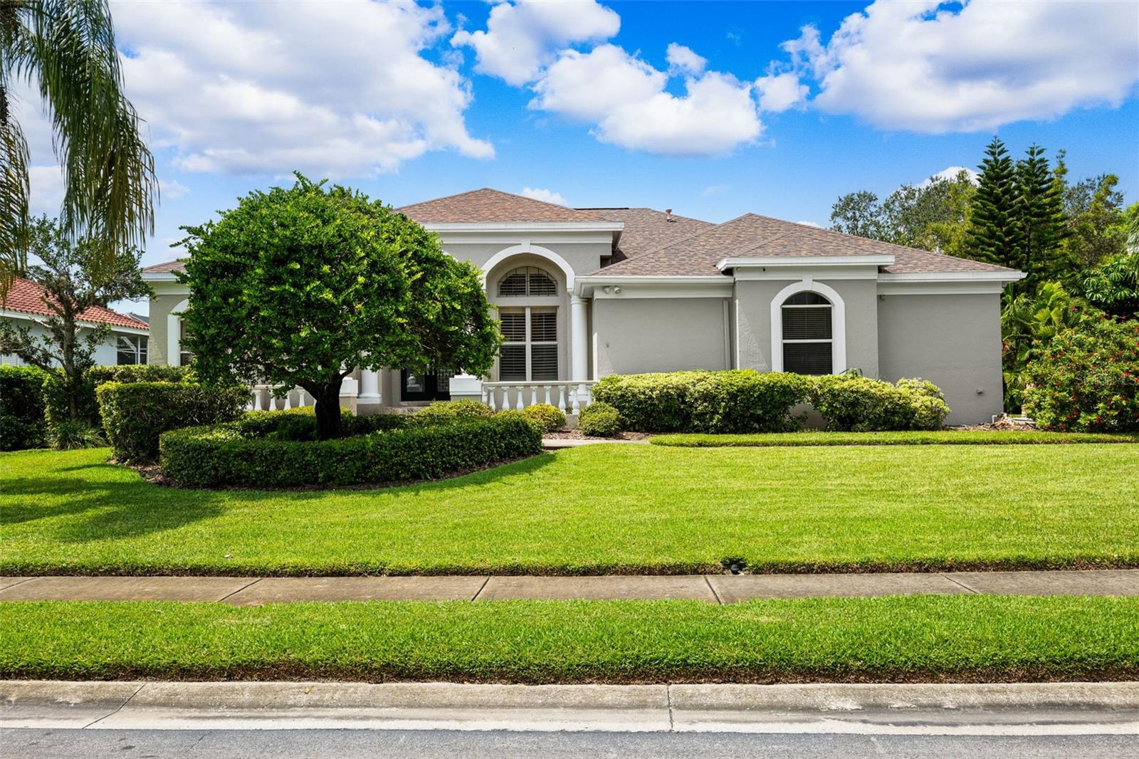 Listing photo id 56 for 5904 Pelican Bay Plaza S