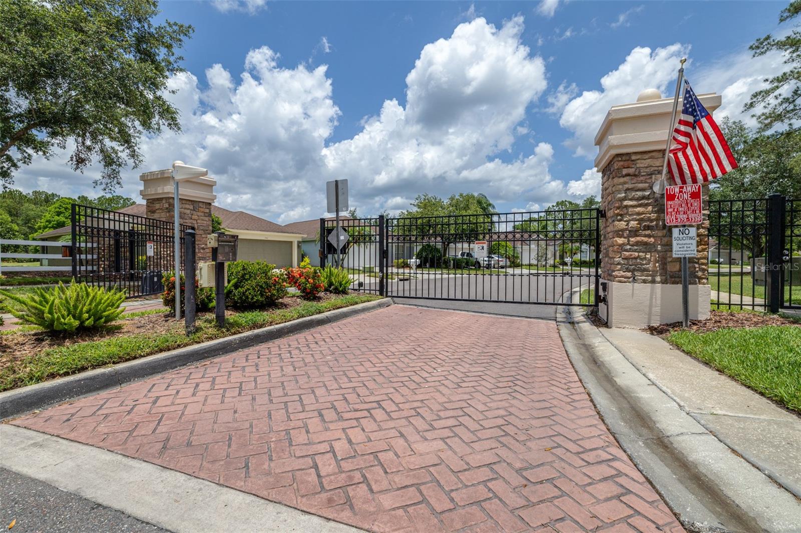 Listing photo id 38 for 26343 Whirlaway Terrace