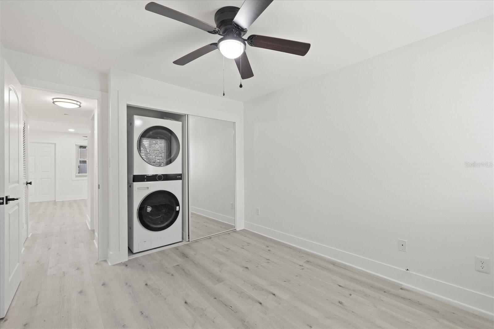 Image 20 of 23 For 525 Lincoln Avenue B108