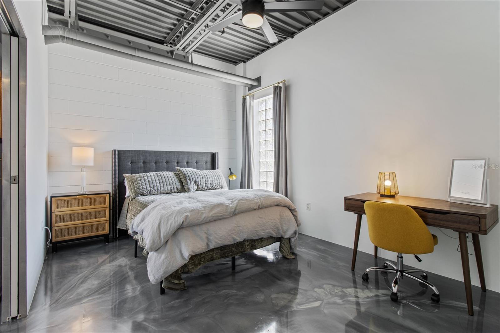 Image 22 of 57 For 217 12th Street 110