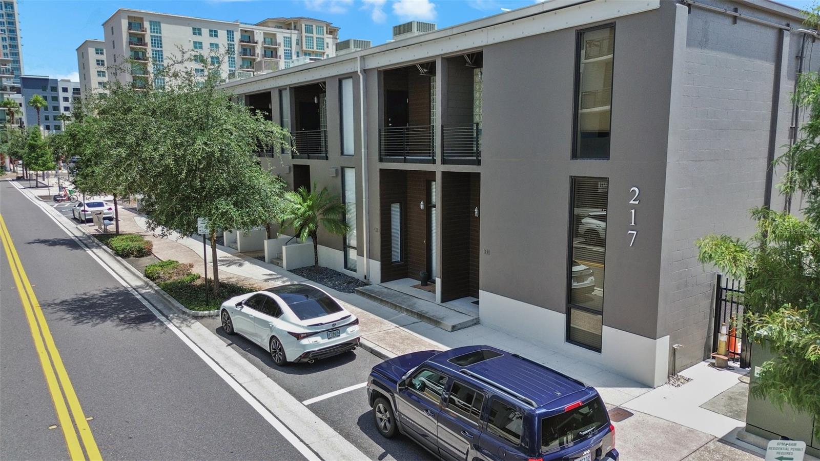 Image 44 of 57 For 217 12th Street 110