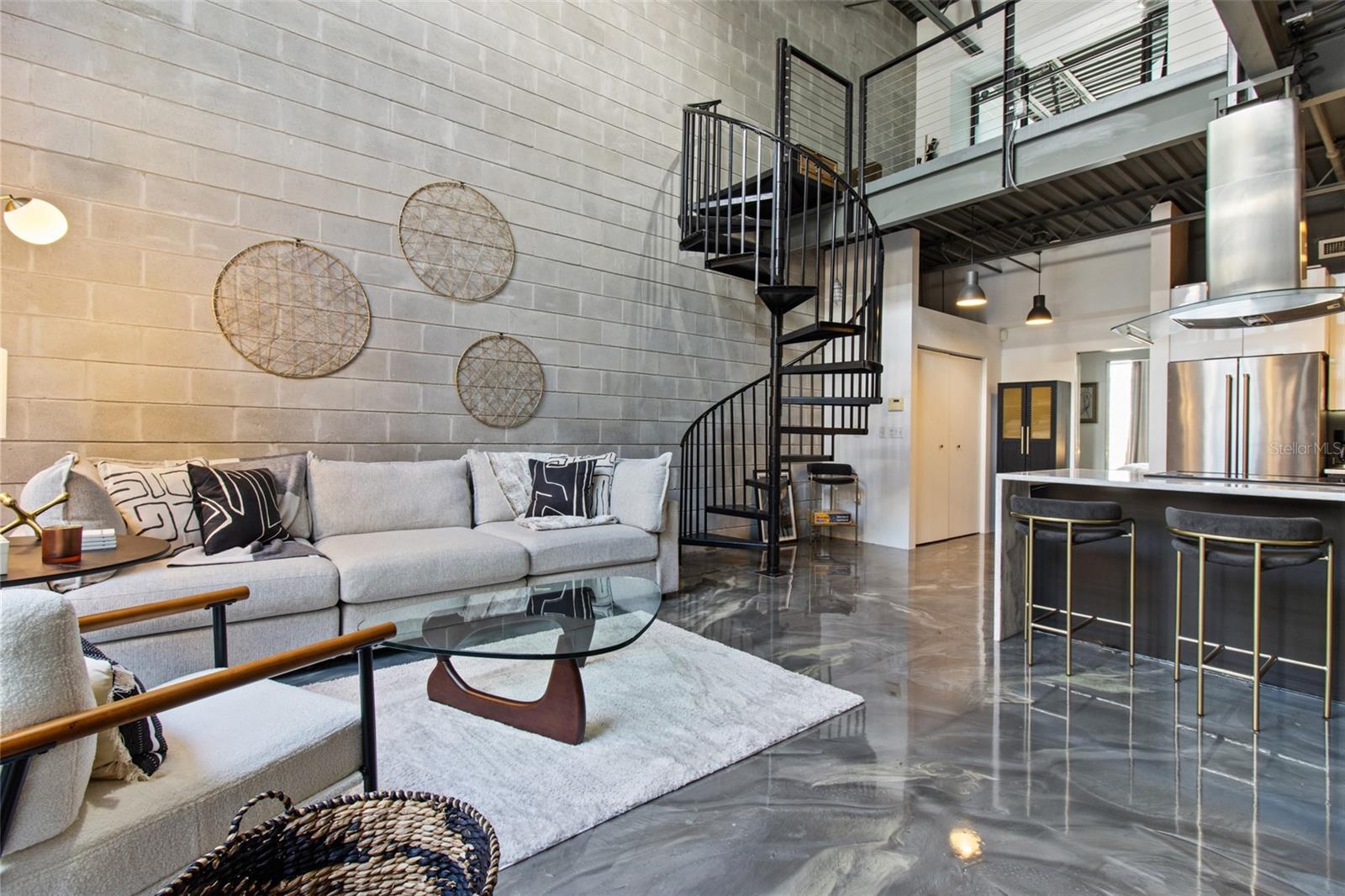 Image 7 of 57 For 217 12th Street 110