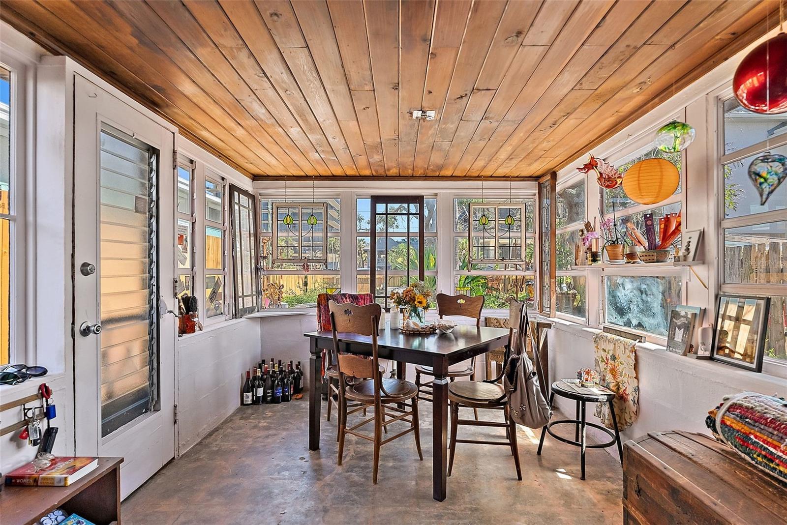 Image 8 of 50 For 44 77th Avenue