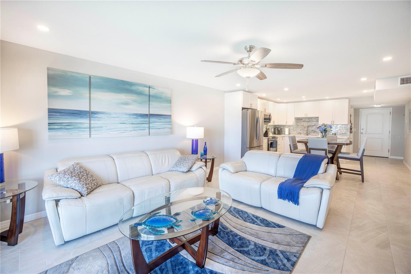 Image 15 of 50 For 7300 Sun Island Drive S 602
