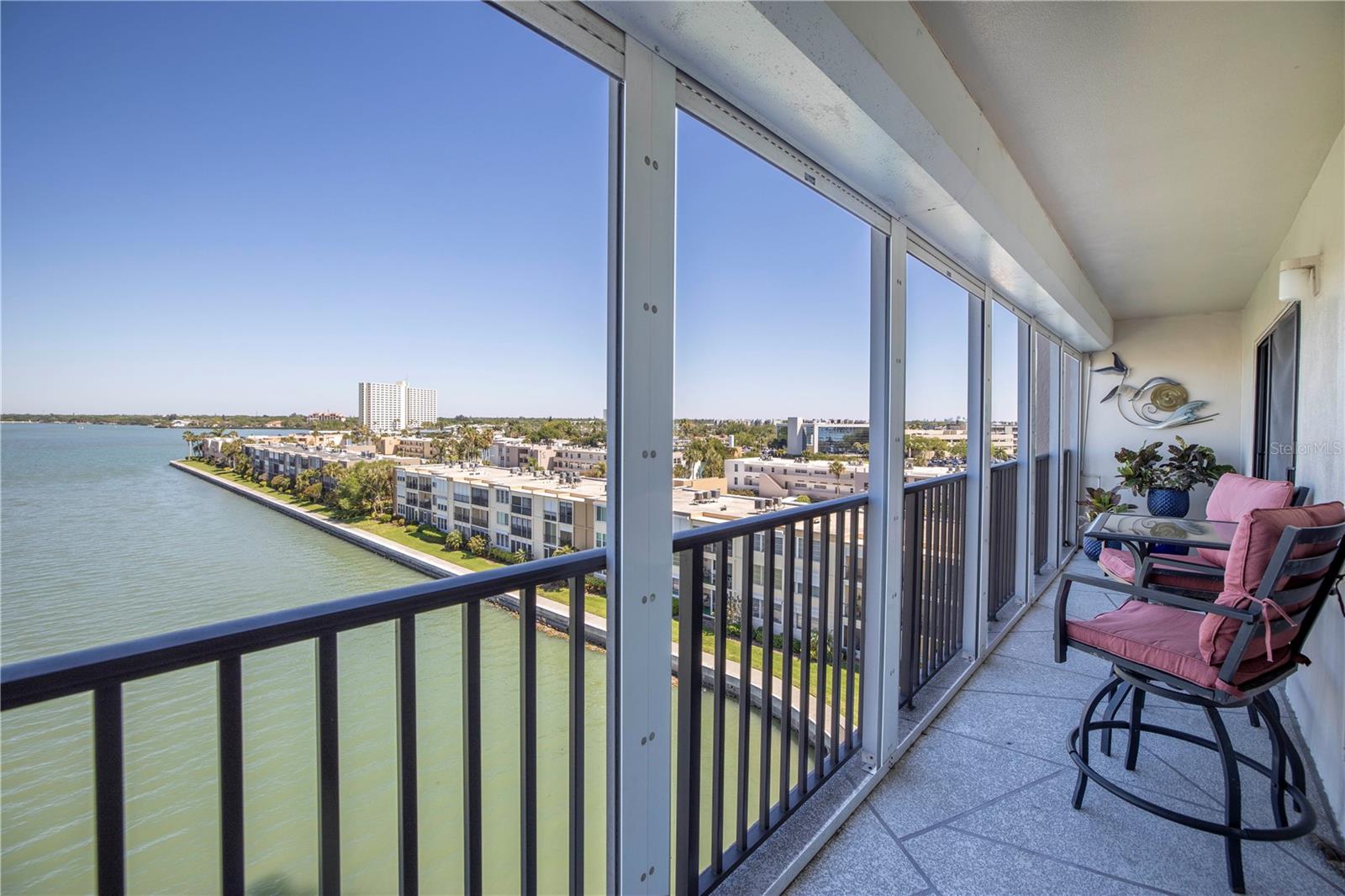 Image 3 of 50 For 7300 Sun Island Drive S 602