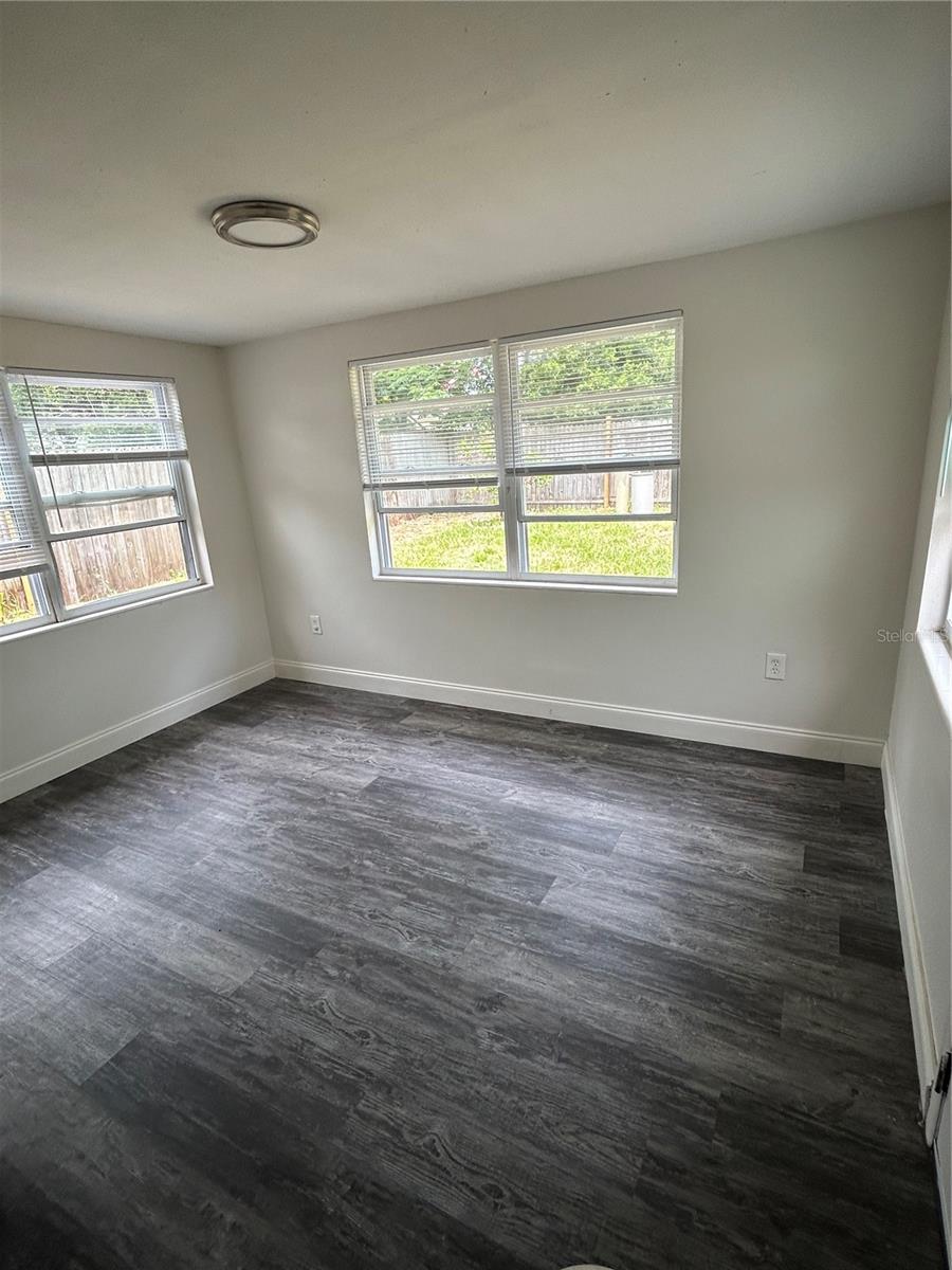 Image 11 of 12 For 2018 Hess Drive