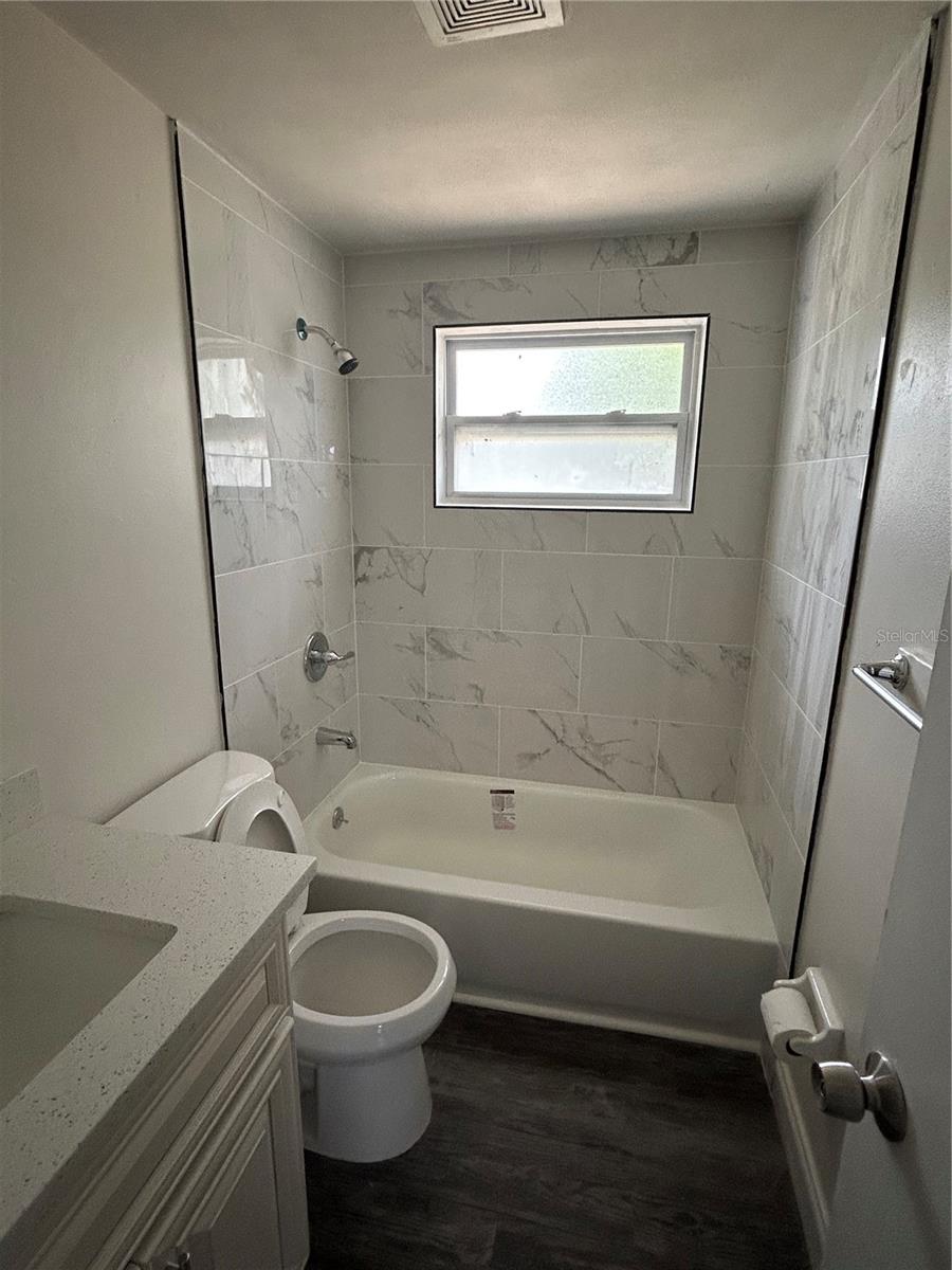 Image 7 of 12 For 2018 Hess Drive