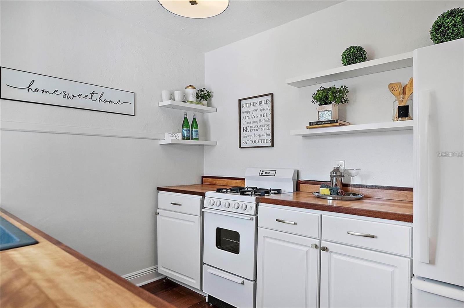 Image 12 of 24 For 3625 15th Street N