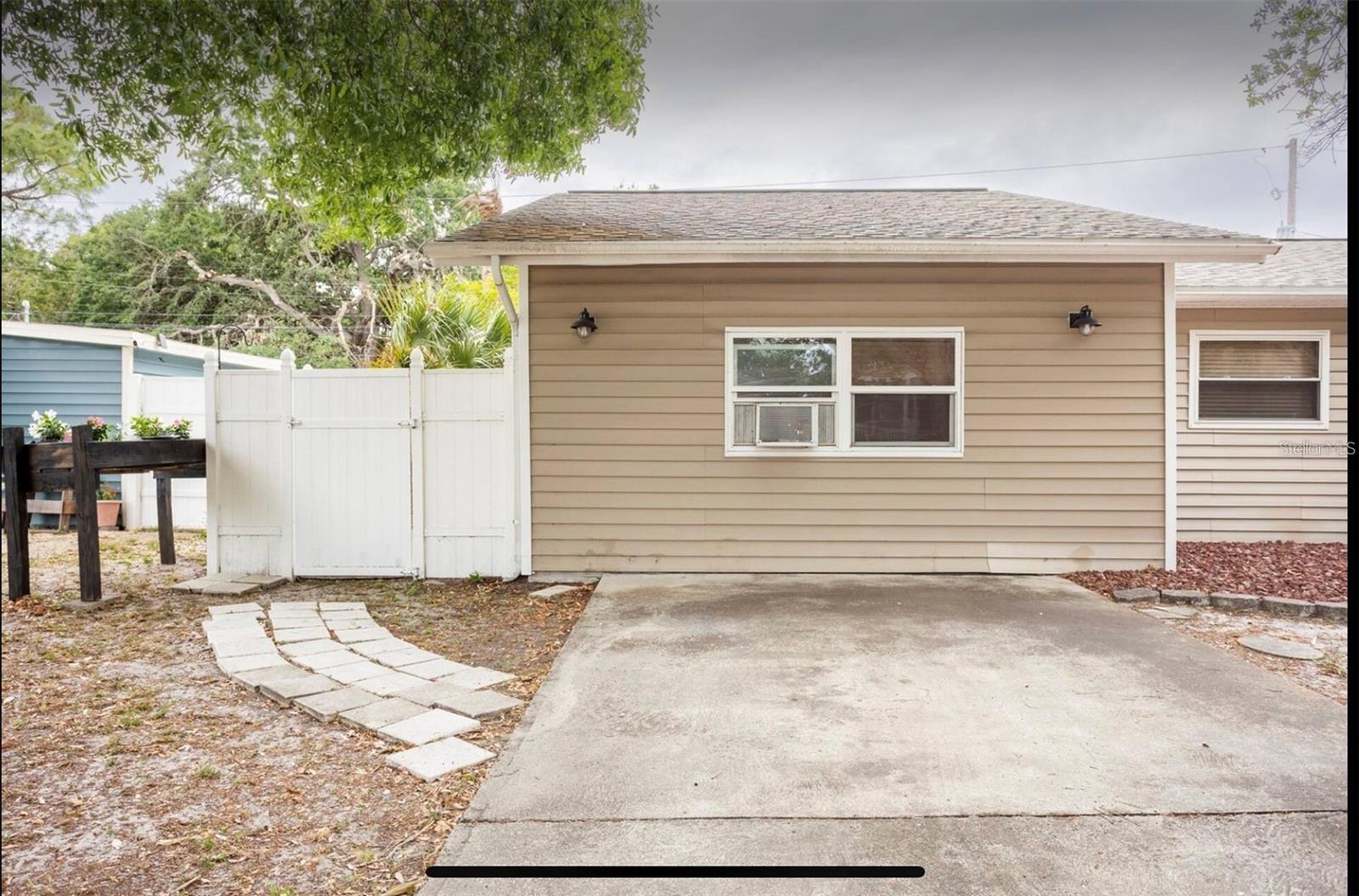 Image 3 of 16 For 6718 Kingswood Drive N