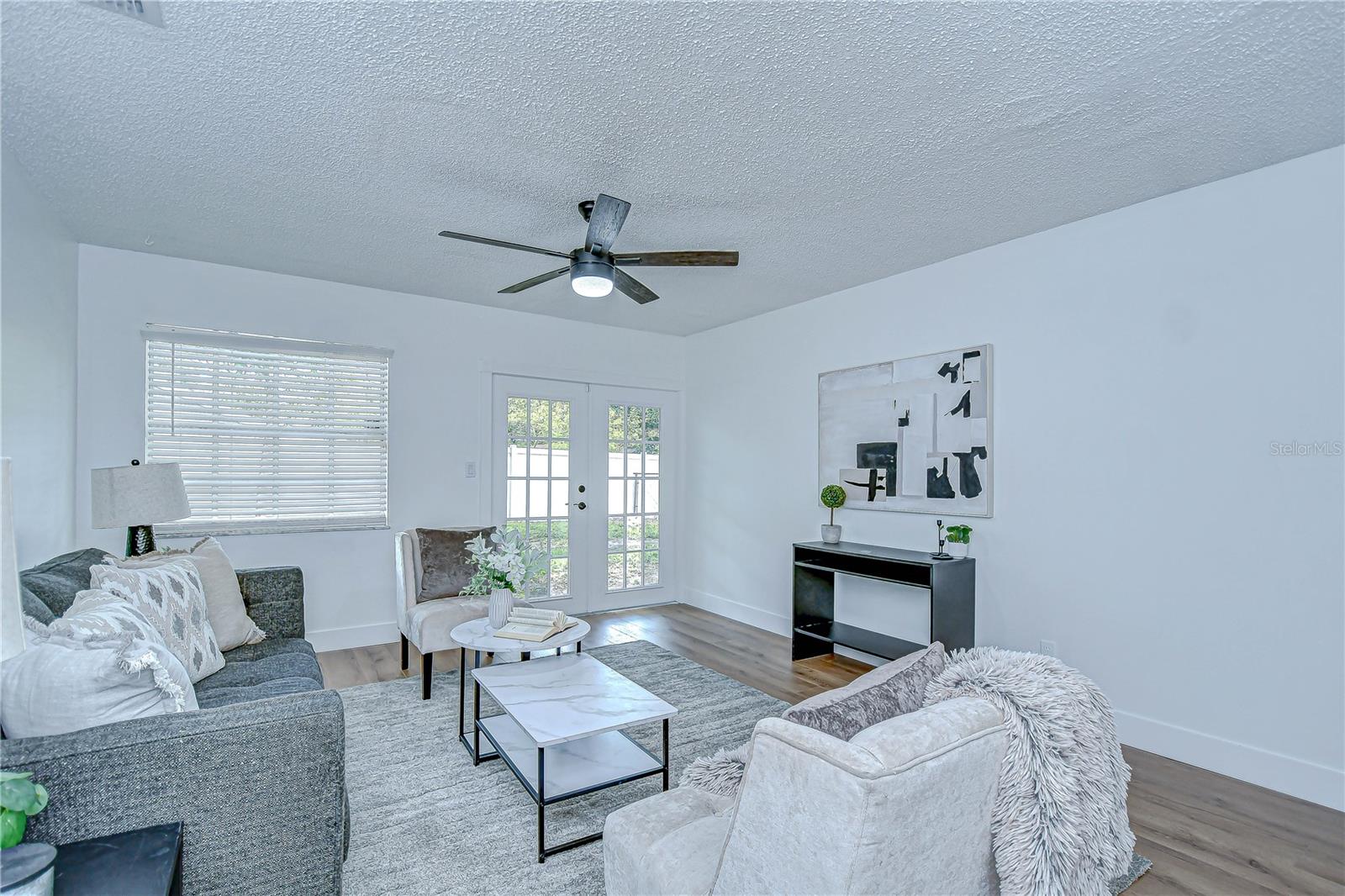 Image 18 of 35 For 4605 Loughman Street