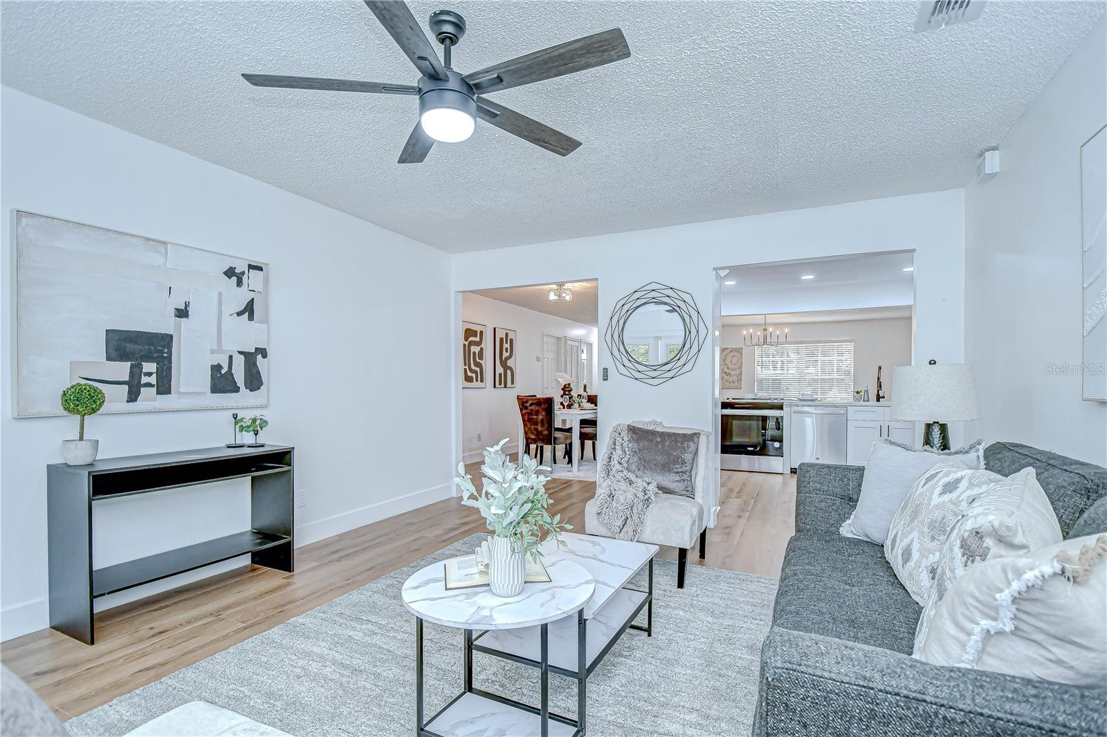 Image 21 of 35 For 4605 Loughman Street