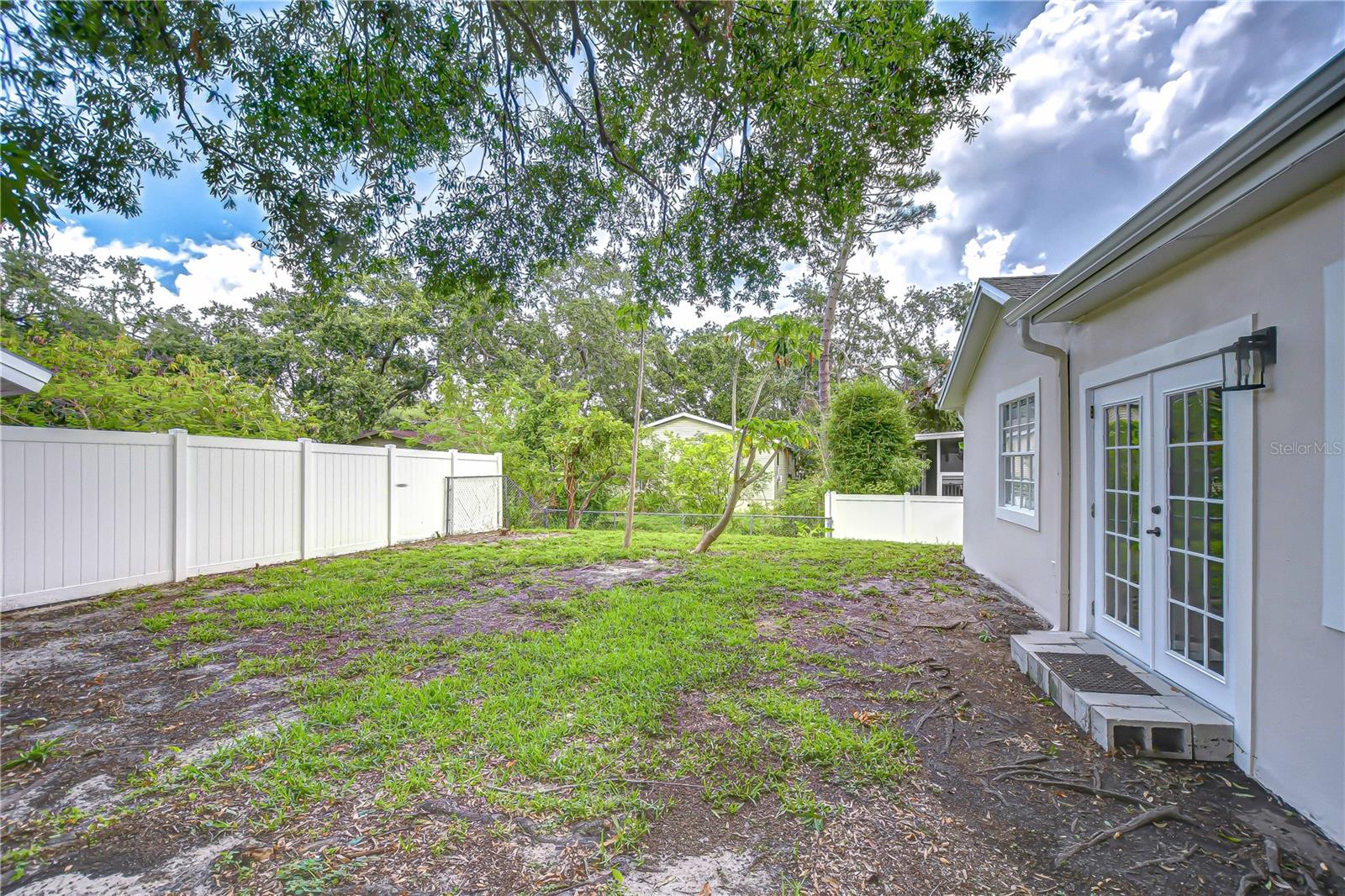 Image 32 of 35 For 4605 Loughman Street