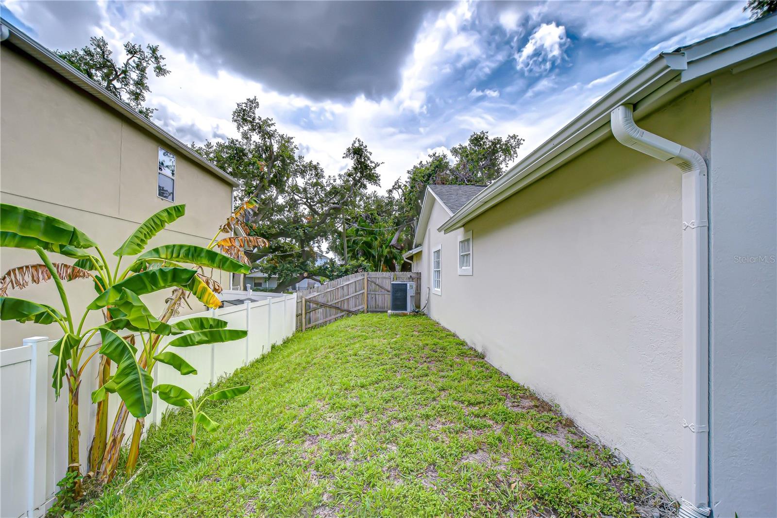 Image 34 of 35 For 4605 Loughman Street