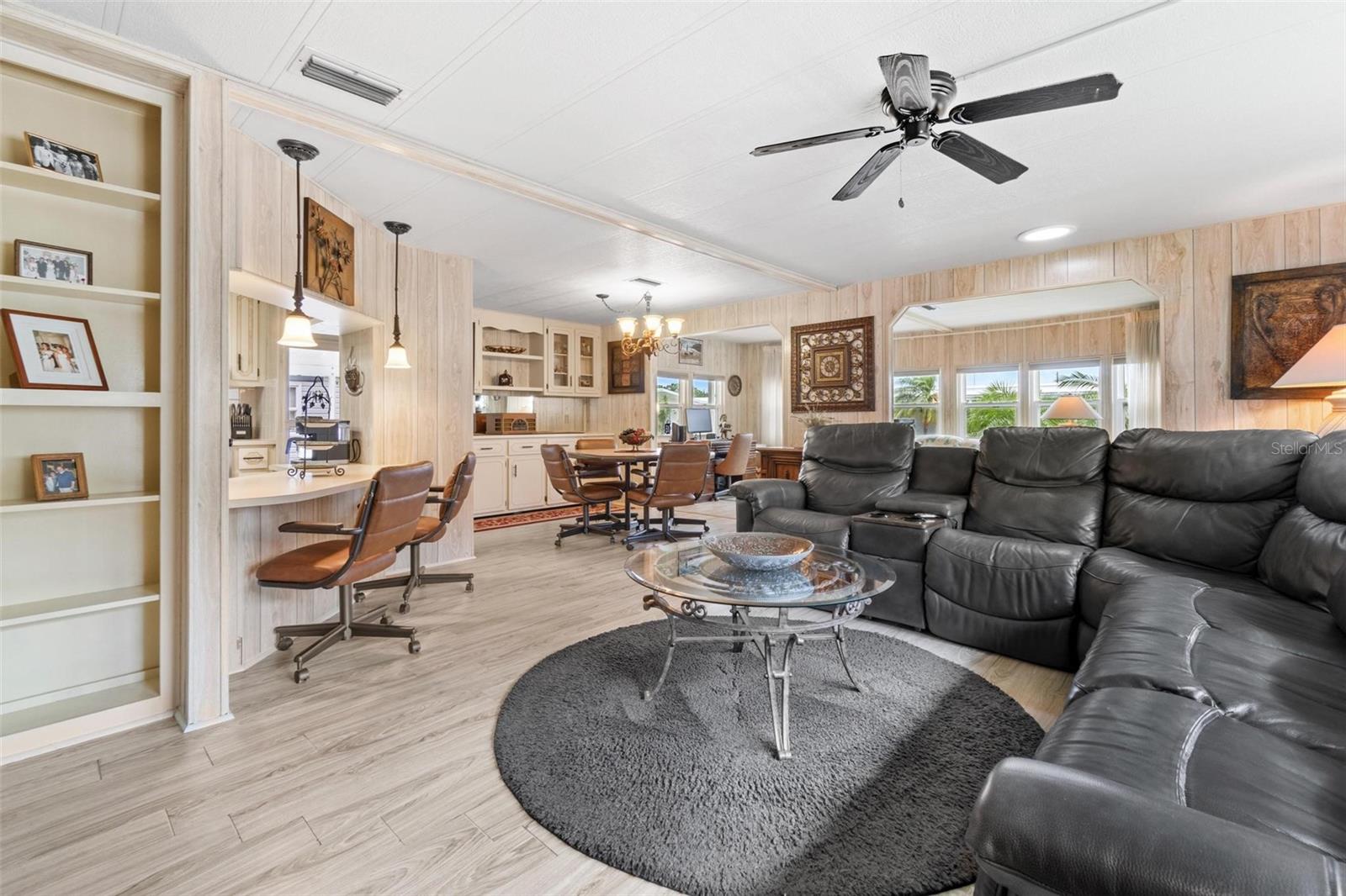 Image 8 of 29 For 12501 Ulmerton Road 110