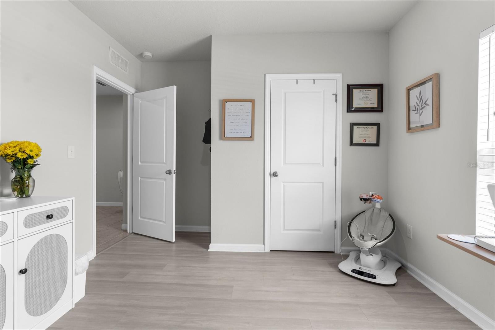 Listing photo id 11 for 14532 Whitewater Way