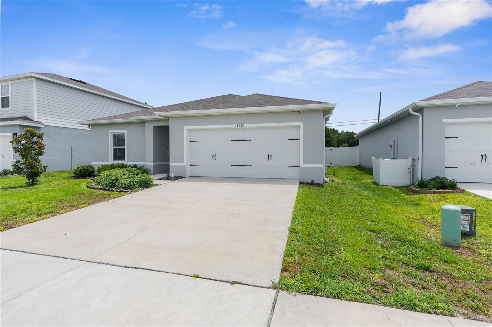 Listing photo id 1 for 14532 Whitewater Way