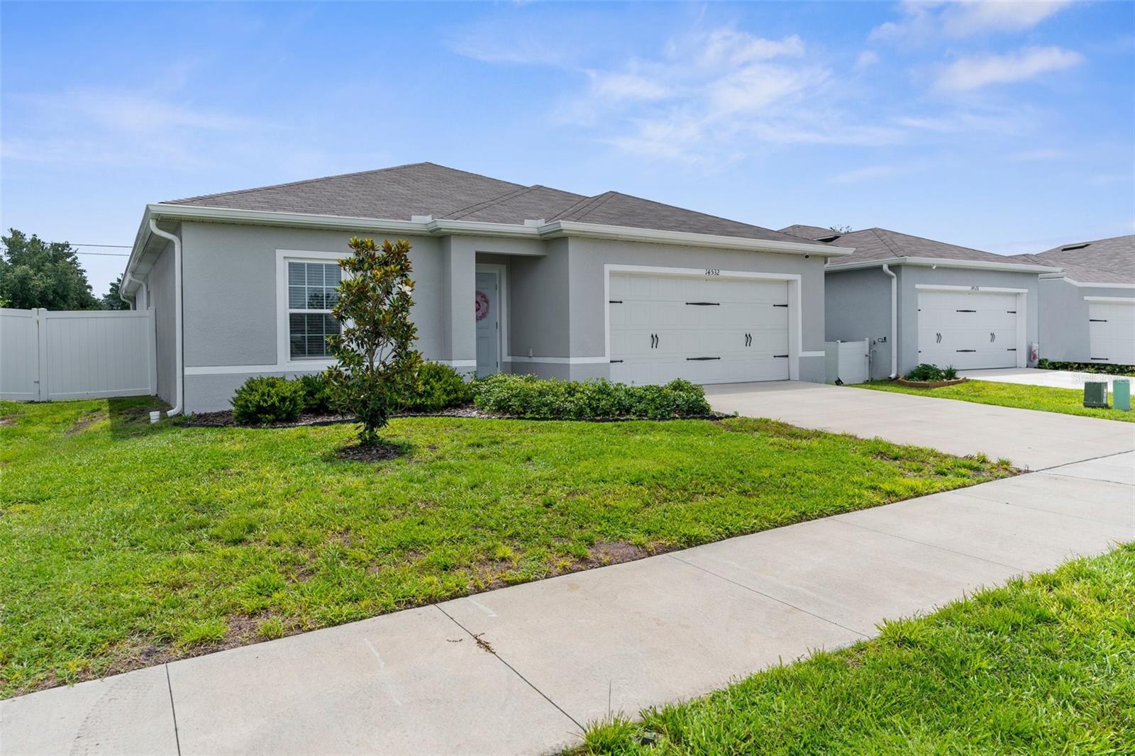 Listing photo id 2 for 14532 Whitewater Way