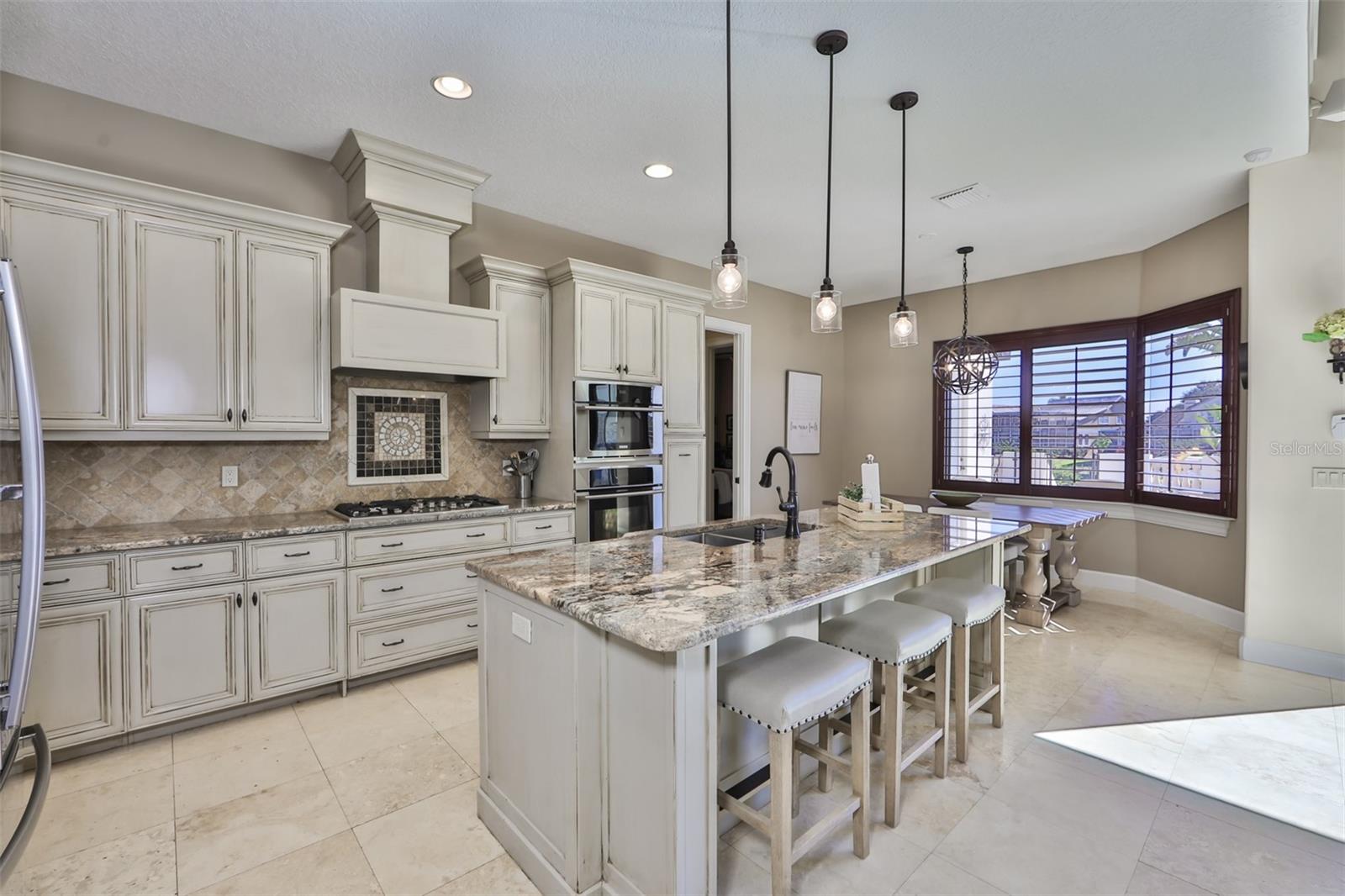 Image 21 of 81 For 912 Symphony Beach Lane