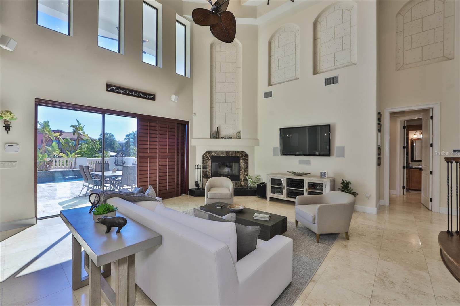 Image 28 of 81 For 912 Symphony Beach Lane